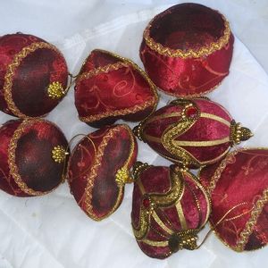 Elegant Christmas Victorian ornaments 8 pieces, satin and stones